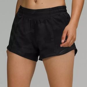 Lululemon hottie hot shorts camo - perfect condition, never worn!